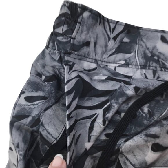 Speedo Skort NWT Size Large UPF 50 Stretch Tropical Print Tennis Golf Pickleball - Picture 5 of 7